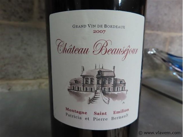 Magnum 1,5 liter "château beauséjour" - afbeelding 2 van  4