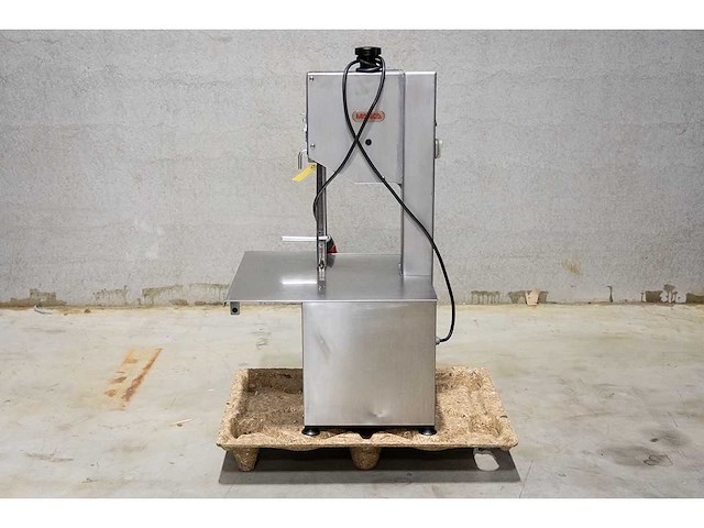 Mainca - 2004 - bm 2000 - vleeszaagmachine - afbeelding 1 van  6