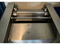 Maja ema350 ontzwoerd- en pelmachine - afbeelding 2 van  3