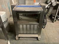 Maja industriële schilmachines / professionele vleespelzer maja – roestvrijstalen constructie – op wielen - afbeelding 2 van  5