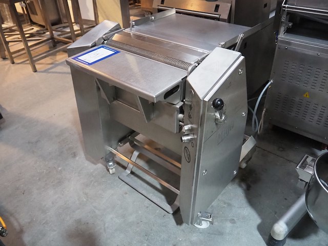 Maja - afbeelding 2 van  6