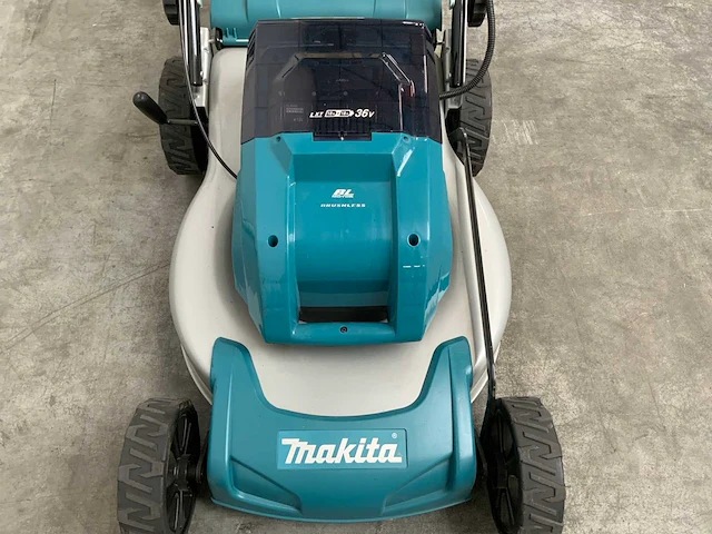 Makita - dlm463 - grasmaaier met 2x 18v accu en 1x lader - afbeelding 11 van  14