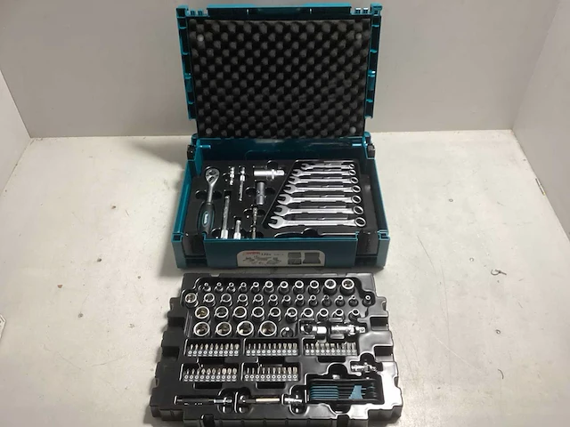 Makita - e08713 -handgereedschapset-120-delig - afbeelding 1 van  6