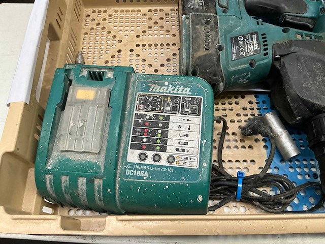 Makita - screw drill - afbeelding 4 van  4