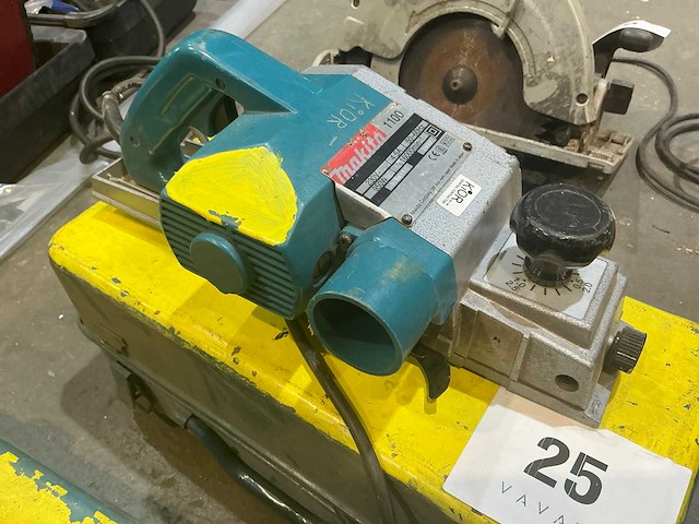 Makita 1100 schaafmachine - afbeelding 1 van  4