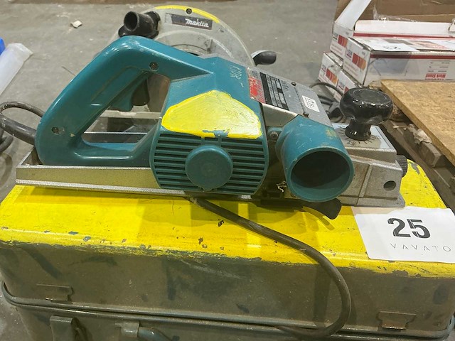Makita 1100 schaafmachine - afbeelding 2 van  4