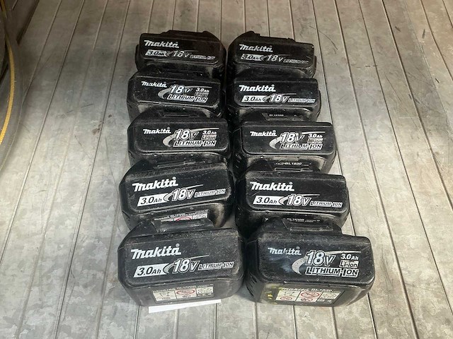 Makita 18v-3.0h accu (10x) - afbeelding 1 van  2