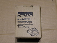 Makita 191c10-7 laadadapter adp10 - afbeelding 1 van  2
