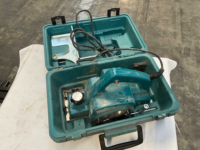 Makita 1923 schaafmachine - afbeelding 1 van  5