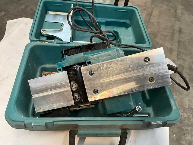 Makita 1923 schaafmachine - afbeelding 3 van  5