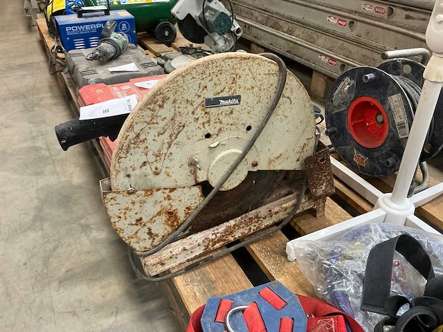 Makita 2416s afkortcirkelzaagmachine - afbeelding 1 van  4