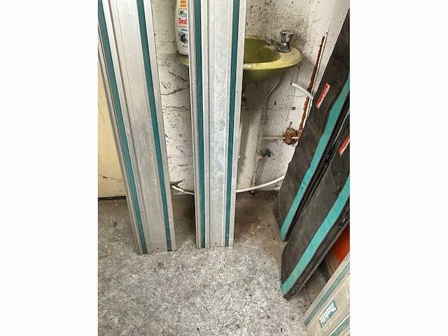 Makita 300 geleide rail - afbeelding 4 van  6