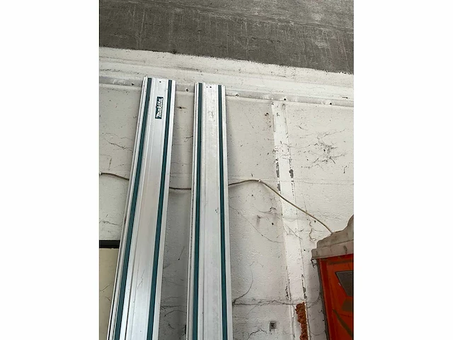 Makita 300 geleide rail - afbeelding 5 van  6