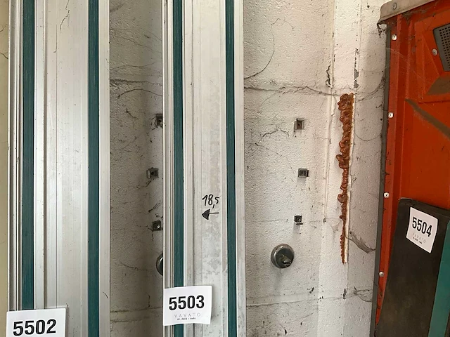 Makita 300 geleide rail - afbeelding 6 van  6