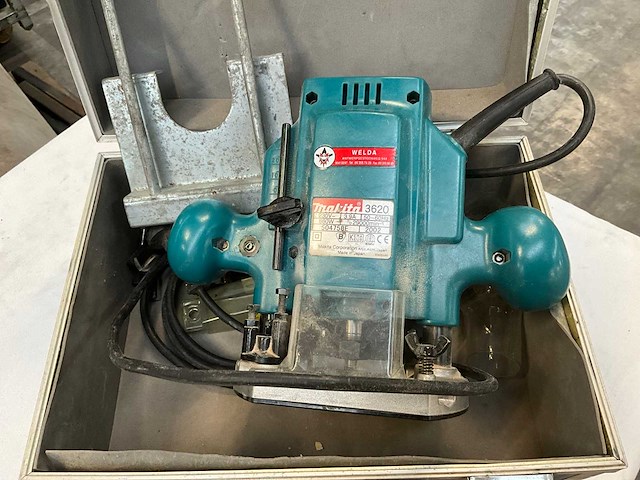 Makita 3620 bovenfrees - afbeelding 2 van  7