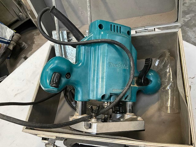 Makita 3620 bovenfrees - afbeelding 3 van  7