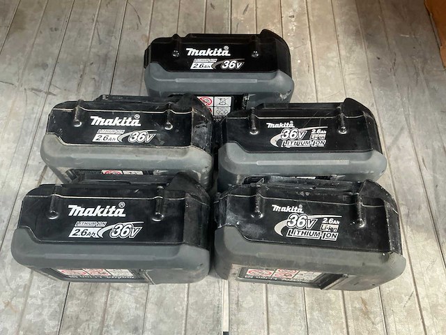 Makita 36v-2.6ah accu (5x) - afbeelding 1 van  3