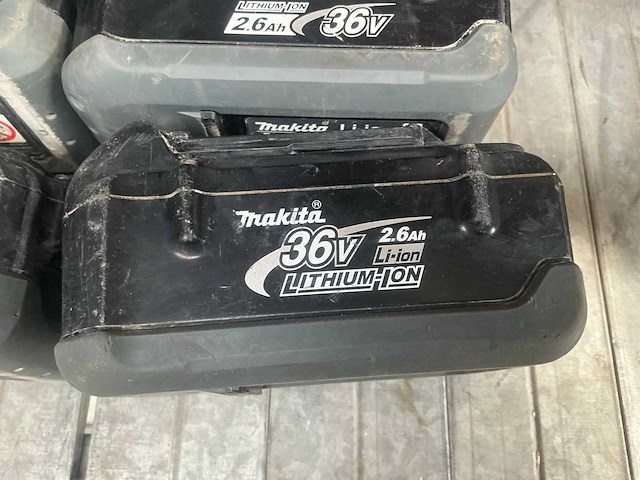 Makita 36v-2.6ah accu (5x) - afbeelding 2 van  3