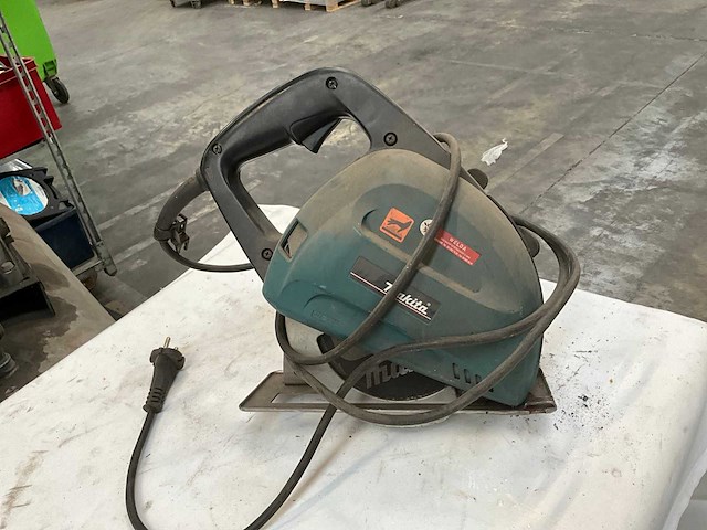 Makita 4131 cirkelzaagmachine - afbeelding 1 van  4