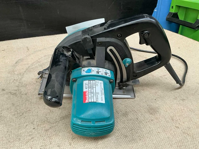 Makita 4131 cirkelzaagmachine - afbeelding 3 van  5