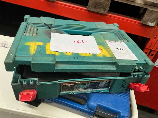 Makita 4350fct decoupeerzaag - afbeelding 3 van  3