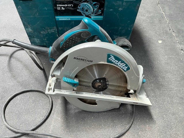 Makita 5008mg cirkelzaagmachine - afbeelding 1 van  4