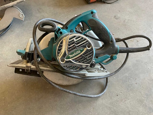 Makita 5008mg cirkelzaagmachine - afbeelding 2 van  3