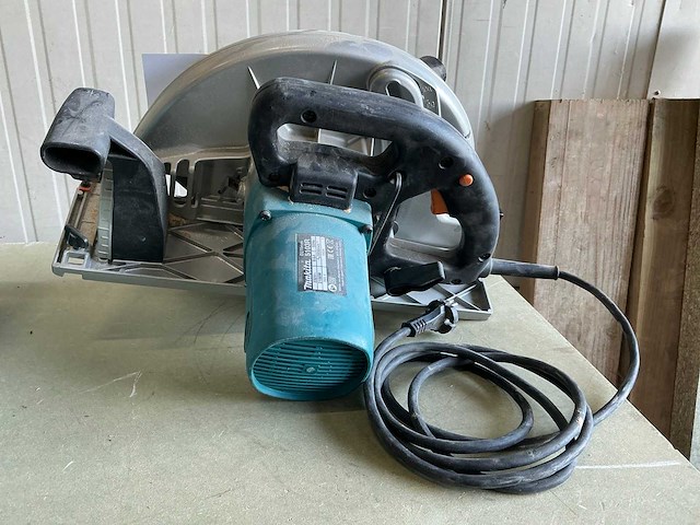 Makita 5103r cirkelzaagmachine - afbeelding 2 van  2