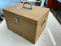 Makita 5705r cirkelzaagmachine - afbeelding 5 van  5