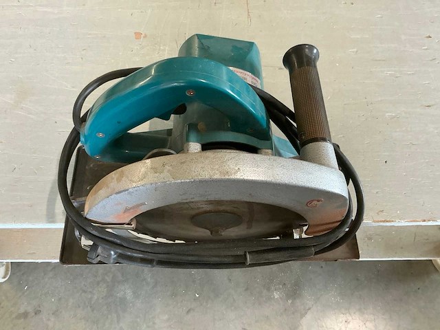 Makita 5900b afkortcirkelzaagmachine - afbeelding 2 van  4