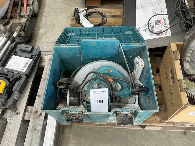 Makita 5903 cirkelzaagmachine - afbeelding 2 van  3