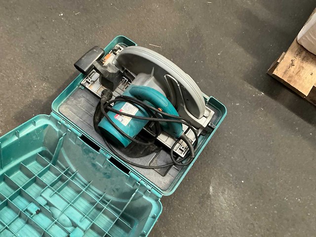 Makita 5903r cirkelzaagmachine - afbeelding 3 van  4