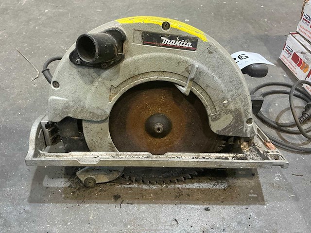 Makita 5903r cirkelzaagmachine - afbeelding 1 van  4