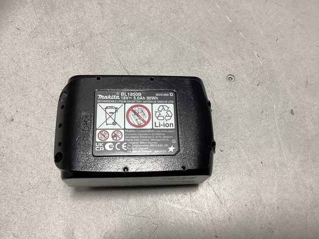 Makita 5ah accu + makita acculader dc18sd - afbeelding 5 van  6
