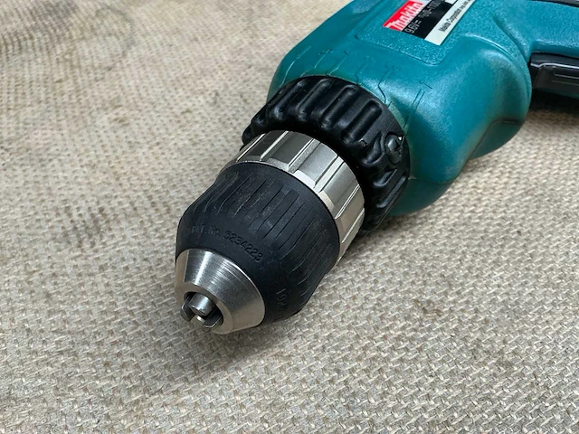Makita 6095d schroefboormachine - afbeelding 3 van  8