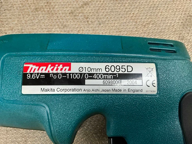 Makita 6095d schroefboormachine - afbeelding 8 van  8