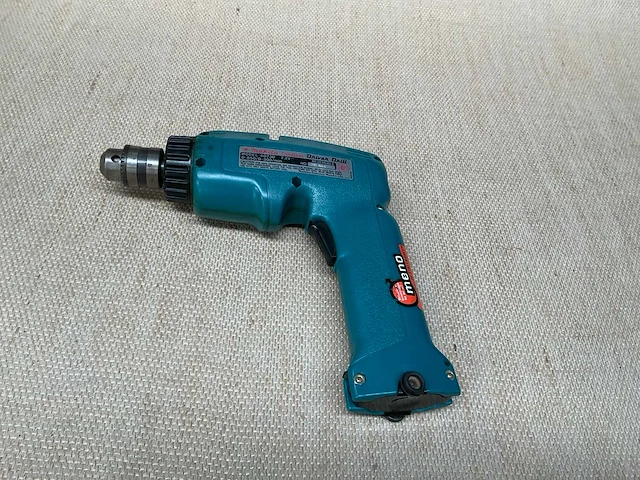Makita 62073d schroefboormachine - afbeelding 2 van  3