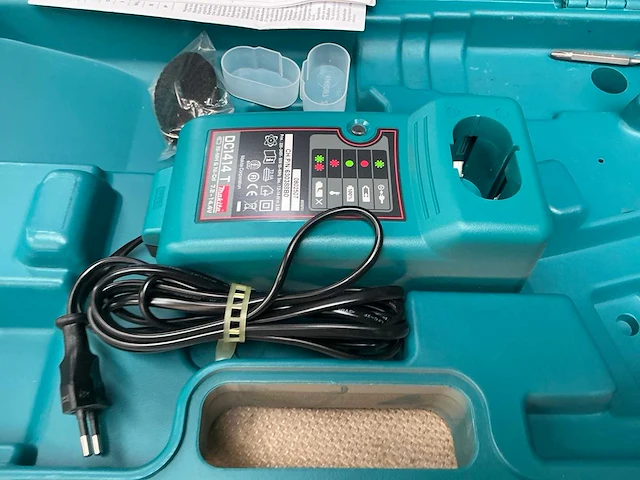Makita 6260d schroefboormachine - afbeelding 2 van  11