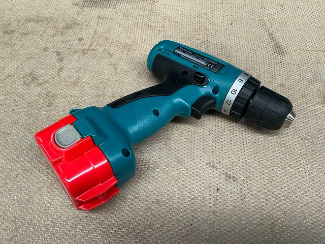 Makita 6260d schroefboormachine - afbeelding 5 van  11