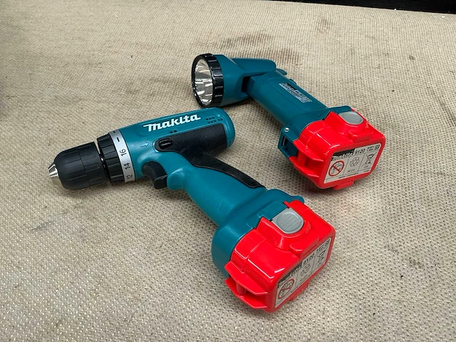Makita 6260d schroefboormachine - afbeelding 1 van  11