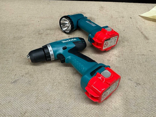 Makita 6261d schroefboormachine - afbeelding 1 van  10