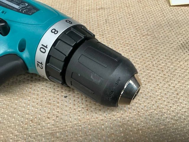 Makita 6261d schroefboormachine - afbeelding 3 van  10