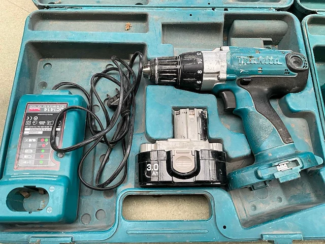 Makita 6349d schroef boormachine (2x) - afbeelding 5 van  12