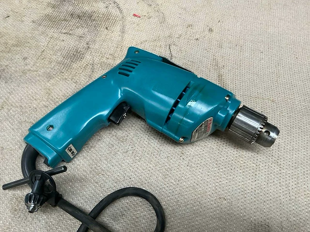 Makita 6510lvr boormachine - afbeelding 4 van  6