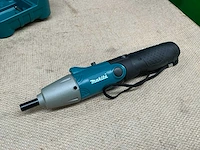 Makita 6722d schroefboormachine met bits set - afbeelding 2 van  8