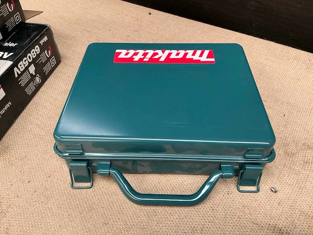Makita 6805bv schroefboormachine voor gipskarton (2x) - afbeelding 1 van  4