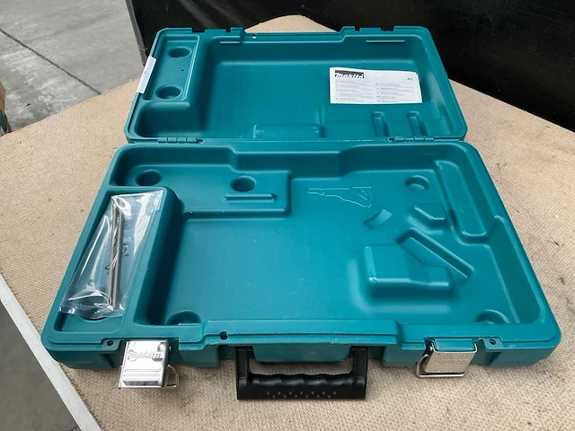 Makita 6843 bandschroefmachine - afbeelding 5 van  6