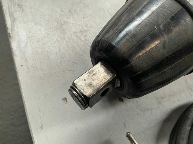 Makita 6906 slagmoersleutel - afbeelding 3 van  5
