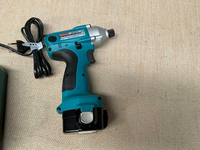 Makita 6916d accu slagschroevendraaier - afbeelding 4 van  4