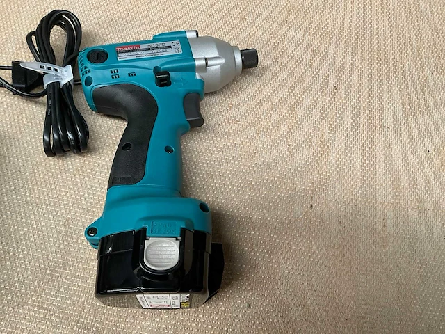 Makita 6916d accu slagschroevendraaier - afbeelding 2 van  4